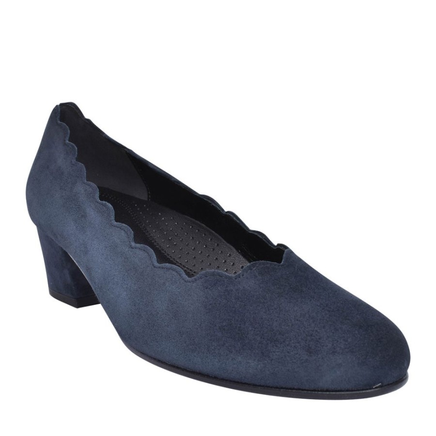 Ladies GABOR | Ladies 92.221 Court Shoe In Dark Blue