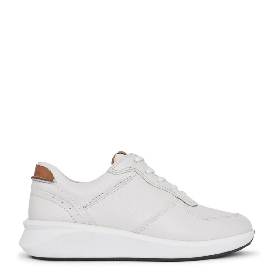 Ladies CLARKS | Ladies Un Rio Sprint Leather D-Fit Trainer In White