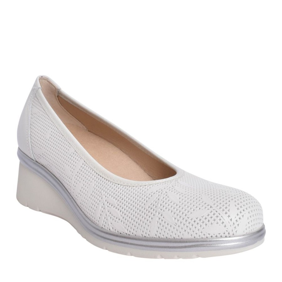 Ladies PITILLOS | Ladies 5154 Slip-On Wedge Shoe In Off White