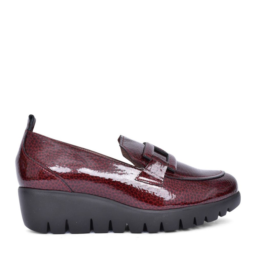 Ladies WONDERS | Ladies C-33303 Wedge Shoe In Burgandy